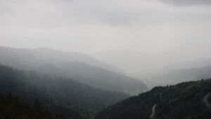 Dieses Bild zeigt eine Webcam-Aufnahme vom Achertal, aufgenommen am Mittwoch, den 06.05.2026 um 14:30 Uhr. Die Temperatur betrug 9.2°C.