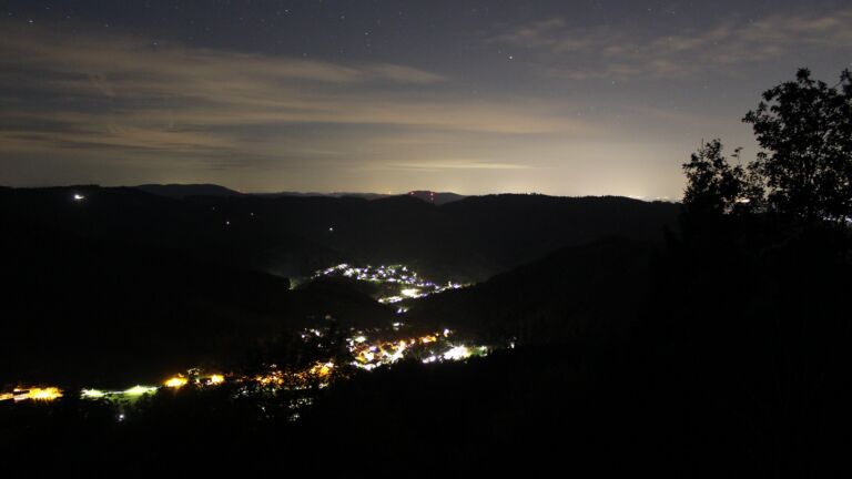 Dieses Bild zeigt eine Webcam-Aufnahme vom Achertal, aufgenommen am Samstag, den 19.09.2026 um 05:40 Uhr. Die Temperatur betrug 11.8°C.