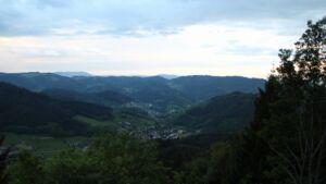 Dieses Bild zeigt eine Webcam-Aufnahme vom Achertal, aufgenommen am Samstag, den 16.05.2026 um 20:40 Uhr. Die Temperatur betrug 7°C.
