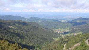 Dieses Bild zeigt eine Webcam-Aufnahme vom Achertal, aufgenommen am Mittwoch, den 06.05.2026 um 09:40 Uhr. Die Temperatur betrug 9.9°C.