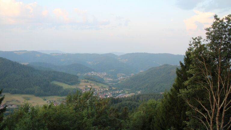 Dieses Bild zeigt eine Webcam-Aufnahme vom Achertal, aufgenommen am Freitag, den 31.07.2026 um 06:40 Uhr. Die Temperatur betrug 24.2°C.