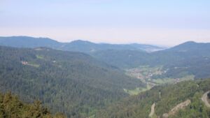 Dieses Bild zeigt eine Webcam-Aufnahme vom Achertal, aufgenommen am Freitag, den 08.05.2026 um 09:20 Uhr. Die Temperatur betrug 8.1°C.