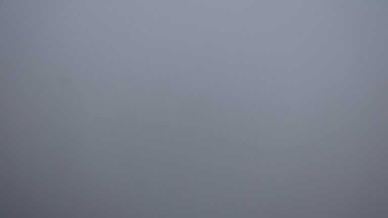 Dieses Bild zeigt eine Webcam-Aufnahme vom Achertal, aufgenommen am Montag, den 17.11.2025 um 14:30 Uhr. Die Temperatur betrug -1.4°C.