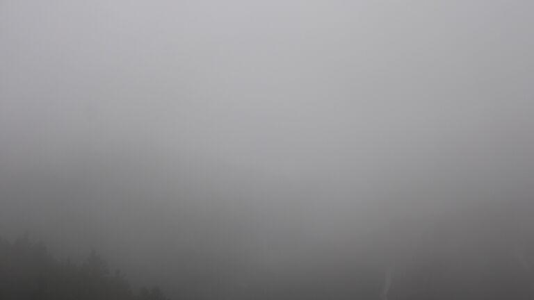 Dieses Bild zeigt eine Webcam-Aufnahme vom Achertal, aufgenommen am Sonntag, den 16.11.2025 um 15:50 Uhr. Die Temperatur betrug 6.2°C.