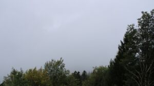 Dieses Bild zeigt eine Webcam-Aufnahme vom Achertal, aufgenommen am Sonntag, den 18.10.2026 um 14:20 Uhr. Die Temperatur betrug 8.3°C.