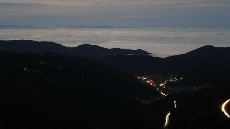 Dieses Bild zeigt eine Webcam-Aufnahme vom Achertal, aufgenommen am Mittwoch, den 08.10.2025 um 06:50 Uhr. Die Temperatur betrug 11.2°C.