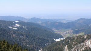 Dieses Bild zeigt eine Webcam-Aufnahme vom Achertal, aufgenommen am Donnerstag, den 02.04.2026 um 13:40 Uhr. Die Temperatur betrug 5.8°C.