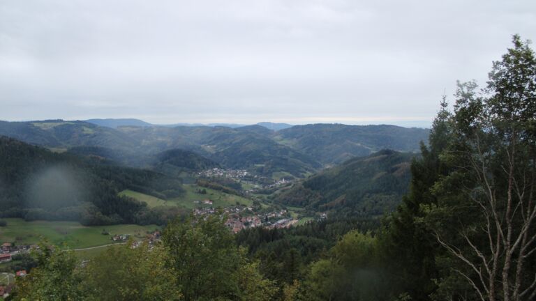 Dieses Bild zeigt eine Webcam-Aufnahme vom Achertal, aufgenommen am Freitag, den 09.10.2026 um 18:20 Uhr. Die Temperatur betrug 7.6°C.