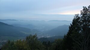 Dieses Bild zeigt eine Webcam-Aufnahme vom Achertal, aufgenommen am Dienstag, den 20.10.2026 um 18:50 Uhr. Die Temperatur betrug 11.7°C.