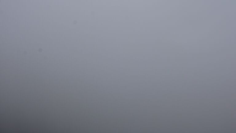 Dieses Bild zeigt eine Webcam-Aufnahme vom Achertal, aufgenommen am Freitag, den 10.04.2026 um 12:00 Uhr. Die Temperatur betrug 4.8°C.