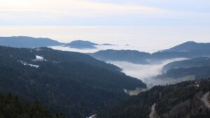 Dieses Bild zeigt eine Webcam-Aufnahme vom Achertal, aufgenommen am Donnerstag, den 22.01.2026 um 15:50 Uhr. Die Temperatur betrug 7.5°C.