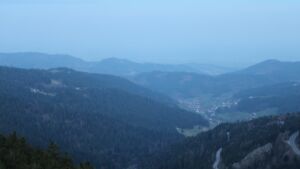 Dieses Bild zeigt eine Webcam-Aufnahme vom Achertal, aufgenommen am Mittwoch, den 25.03.2026 um 06:10 Uhr. Die Temperatur betrug 4.1°C.