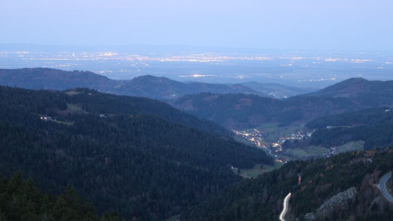 Dieses Bild zeigt eine Webcam-Aufnahme vom Achertal, aufgenommen am Donnerstag, den 13.11.2025 um 07:00 Uhr. Die Temperatur betrug 14.9°C.