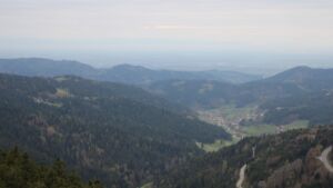 Dieses Bild zeigt eine Webcam-Aufnahme vom Achertal, aufgenommen am Donnerstag, den 16.04.2026 um 07:40 Uhr. Die Temperatur betrug 7.6°C.