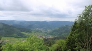 Dieses Bild zeigt eine Webcam-Aufnahme vom Achertal, aufgenommen am Mittwoch, den 20.05.2026 um 14:10 Uhr. Die Temperatur betrug 12.2°C.