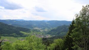 Dieses Bild zeigt eine Webcam-Aufnahme vom Achertal, aufgenommen am Samstag, den 16.05.2026 um 17:40 Uhr. Die Temperatur betrug 10.1°C.