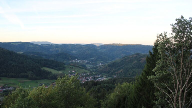 Dieses Bild zeigt eine Webcam-Aufnahme vom Achertal, aufgenommen am Freitag, den 25.09.2026 um 07:40 Uhr. Die Temperatur betrug 11.2°C.