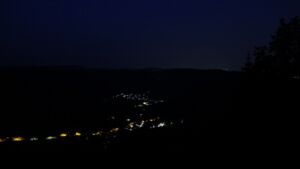 Dieses Bild zeigt eine Webcam-Aufnahme vom Achertal, aufgenommen am Sonntag, den 21.06.2026 um 03:50 Uhr. Die Temperatur betrug 24.2°C.