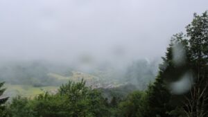 Dieses Bild zeigt eine Webcam-Aufnahme vom Achertal, aufgenommen am Dienstag, den 09.06.2026 um 11:40 Uhr. Die Temperatur betrug 10.4°C.