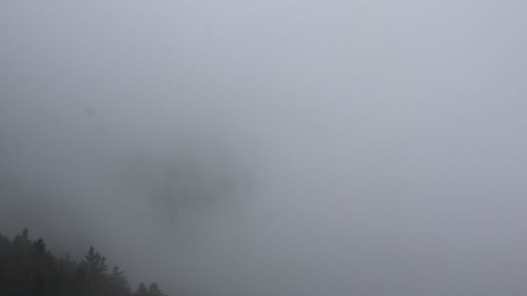 Dieses Bild zeigt eine Webcam-Aufnahme vom Achertal, aufgenommen am Montag, den 11.05.2026 um 08:40 Uhr. Die Temperatur betrug 7.9°C.