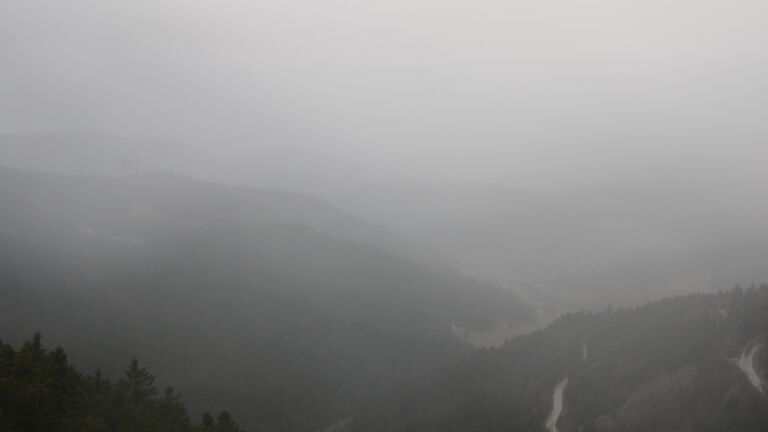 Dieses Bild zeigt eine Webcam-Aufnahme vom Achertal, aufgenommen am Samstag, den 06.12.2025 um 10:00 Uhr. Die Temperatur betrug 2.1°C.