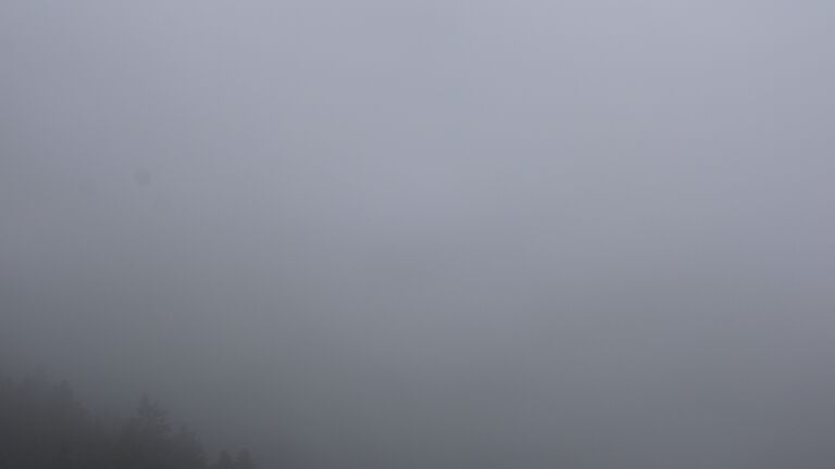 Dieses Bild zeigt eine Webcam-Aufnahme vom Achertal, aufgenommen am Samstag, den 07.06.2025 um 09:50 Uhr. Die Temperatur betrug 10.9°C.