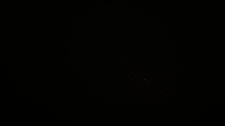 Dieses Bild zeigt eine Webcam-Aufnahme vom Achertal, aufgenommen am Donnerstag, den 31.07.2025 um 01:30 Uhr. Die Temperatur betrug 10.9°C.