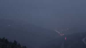 Dieses Bild zeigt eine Webcam-Aufnahme vom Achertal, aufgenommen am Montag, den 17.11.2025 um 17:20 Uhr. Die Temperatur betrug -2.2°C.