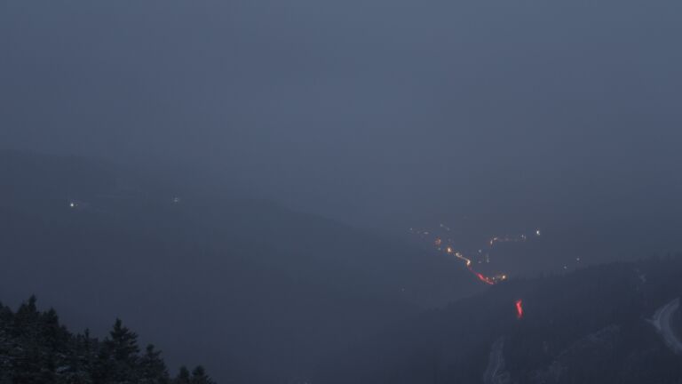 Dieses Bild zeigt eine Webcam-Aufnahme vom Achertal, aufgenommen am Montag, den 17.11.2025 um 17:20 Uhr. Die Temperatur betrug -2.2°C.