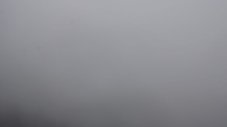 Dieses Bild zeigt eine Webcam-Aufnahme vom Achertal, aufgenommen am Montag, den 08.12.2025 um 10:30 Uhr. Die Temperatur betrug 7.9°C.