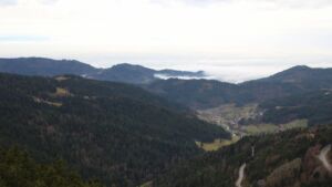 Dieses Bild zeigt eine Webcam-Aufnahme vom Achertal, aufgenommen am Samstag, den 20.12.2025 um 10:20 Uhr. Die Temperatur betrug 8°C.