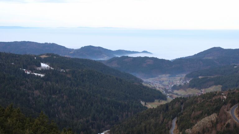 Dieses Bild zeigt eine Webcam-Aufnahme vom Achertal, aufgenommen am Freitag, den 23.01.2026 um 09:10 Uhr. Die Temperatur betrug 3.2°C.