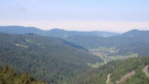 Dieses Bild zeigt eine Webcam-Aufnahme vom Achertal, aufgenommen am Freitag, den 08.05.2026 um 09:50 Uhr. Die Temperatur betrug 9.1°C.