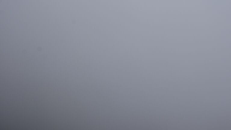 Dieses Bild zeigt eine Webcam-Aufnahme vom Achertal, aufgenommen am Donnerstag, den 25.09.2025 um 13:30 Uhr. Die Temperatur betrug 5.4°C.