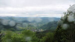 Dieses Bild zeigt eine Webcam-Aufnahme vom Achertal, aufgenommen am Montag, den 18.05.2026 um 08:40 Uhr. Die Temperatur betrug 7°C.