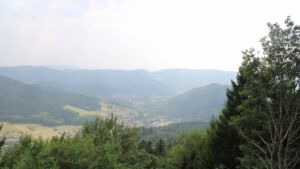 Dieses Bild zeigt eine Webcam-Aufnahme vom Achertal, aufgenommen am Donnerstag, den 30.07.2026 um 15:30 Uhr. Die Temperatur betrug 32.2°C.