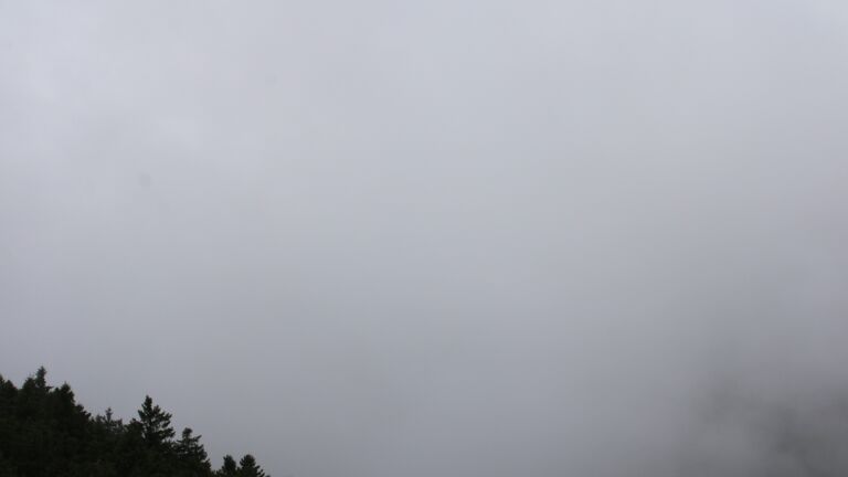 Dieses Bild zeigt eine Webcam-Aufnahme vom Achertal, aufgenommen am Dienstag, den 07.10.2025 um 12:40 Uhr. Die Temperatur betrug 10°C.