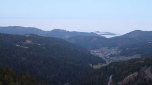 Dieses Bild zeigt eine Webcam-Aufnahme vom Achertal, aufgenommen am Donnerstag, den 26.02.2026 um 07:00 Uhr. Die Temperatur betrug 9.2°C.