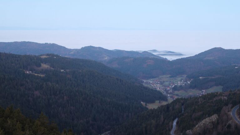 Dieses Bild zeigt eine Webcam-Aufnahme vom Achertal, aufgenommen am Donnerstag, den 26.02.2026 um 07:00 Uhr. Die Temperatur betrug 9.2°C.