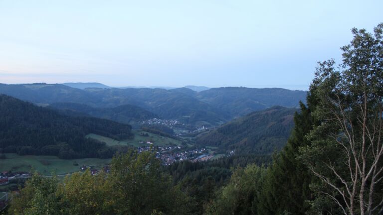 Dieses Bild zeigt eine Webcam-Aufnahme vom Achertal, aufgenommen am Donnerstag, den 15.10.2026 um 07:40 Uhr. Die Temperatur betrug 11.4°C.
