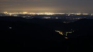 Dieses Bild zeigt eine Webcam-Aufnahme vom Achertal, aufgenommen am Samstag, den 09.05.2026 um 04:30 Uhr. Die Temperatur betrug 9.3°C.
