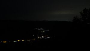 Dieses Bild zeigt eine Webcam-Aufnahme vom Achertal, aufgenommen am Dienstag, den 25.08.2026 um 05:20 Uhr. Die Temperatur betrug 15.8°C.