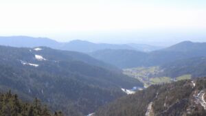 Dieses Bild zeigt eine Webcam-Aufnahme vom Achertal, aufgenommen am Donnerstag, den 02.04.2026 um 17:20 Uhr. Die Temperatur betrug 6.2°C.