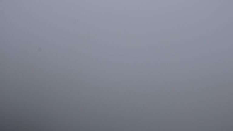 Dieses Bild zeigt eine Webcam-Aufnahme vom Achertal, aufgenommen am Montag, den 17.11.2025 um 12:40 Uhr. Die Temperatur betrug -1.1°C.