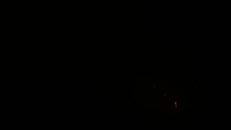 Dieses Bild zeigt eine Webcam-Aufnahme vom Achertal, aufgenommen am Samstag, den 30.08.2025 um 04:00 Uhr. Die Temperatur betrug 9.3°C.