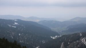 Dieses Bild zeigt eine Webcam-Aufnahme vom Achertal, aufgenommen am Freitag, den 03.04.2026 um 09:40 Uhr. Die Temperatur betrug 2.6°C.