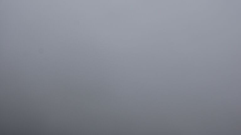 Dieses Bild zeigt eine Webcam-Aufnahme vom Achertal, aufgenommen am Montag, den 08.12.2025 um 10:40 Uhr. Die Temperatur betrug 7.8°C.