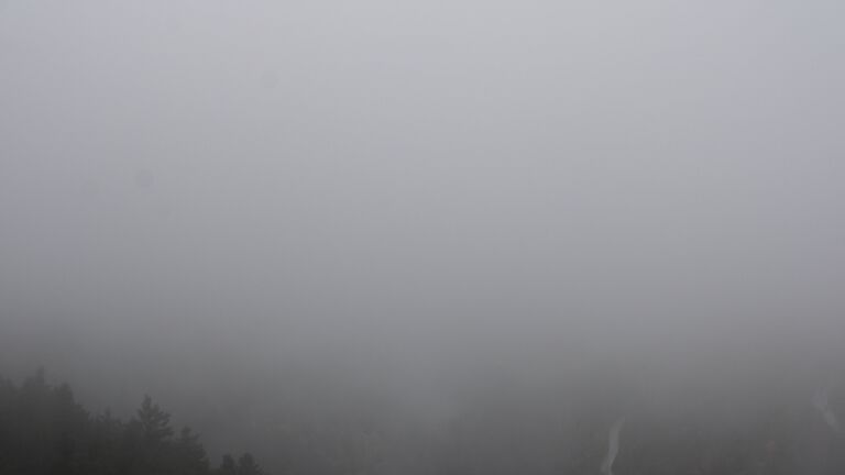 Dieses Bild zeigt eine Webcam-Aufnahme vom Achertal, aufgenommen am Dienstag, den 21.10.2025 um 15:40 Uhr. Die Temperatur betrug 8.5°C.