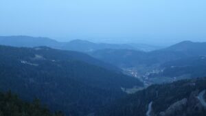 Dieses Bild zeigt eine Webcam-Aufnahme vom Achertal, aufgenommen am Sonntag, den 08.03.2026 um 06:30 Uhr. Die Temperatur betrug 9.5°C.