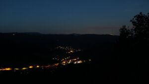 Dieses Bild zeigt eine Webcam-Aufnahme vom Achertal, aufgenommen am Donnerstag, den 17.09.2026 um 06:10 Uhr. Die Temperatur betrug 10.9°C.
